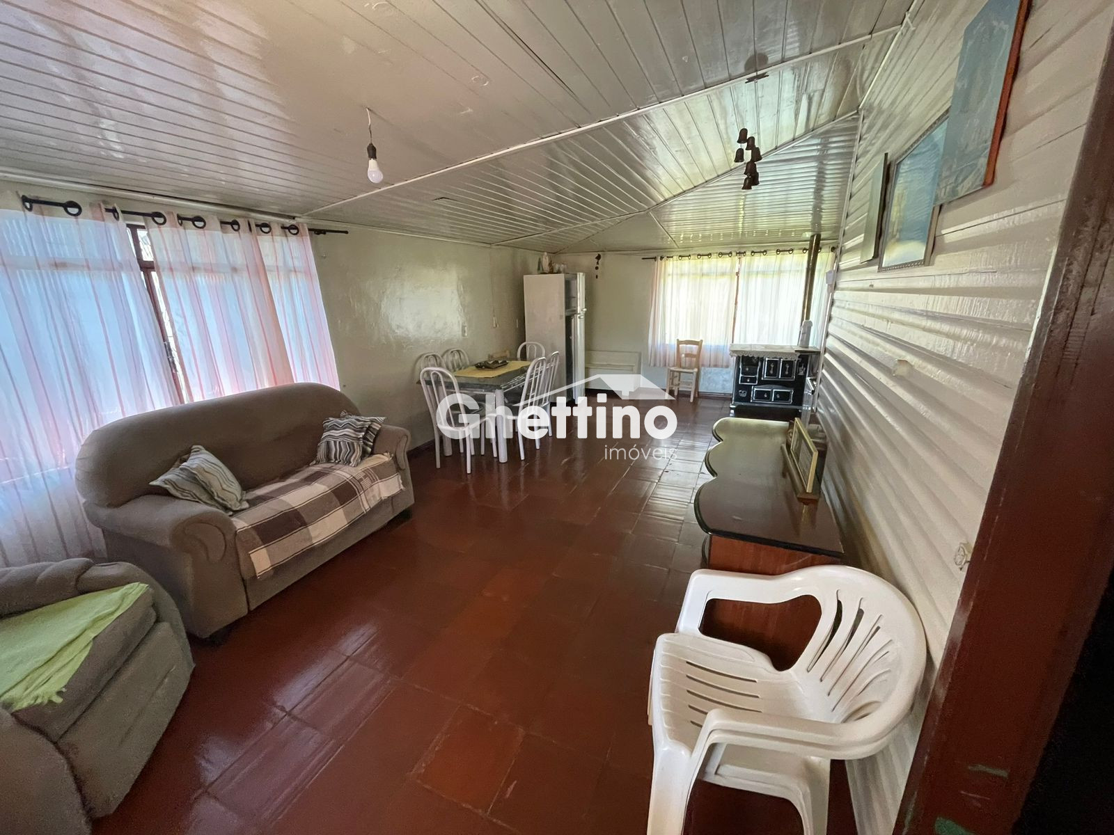 Ghettino Im�veis em Marmeleiro - PR