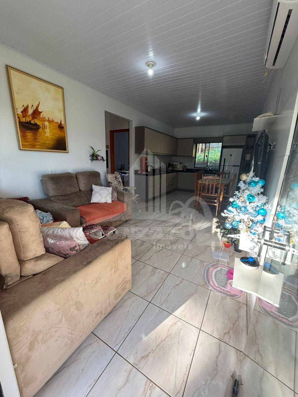 ÁREA RURAL COM CASA DE ALVENARIA