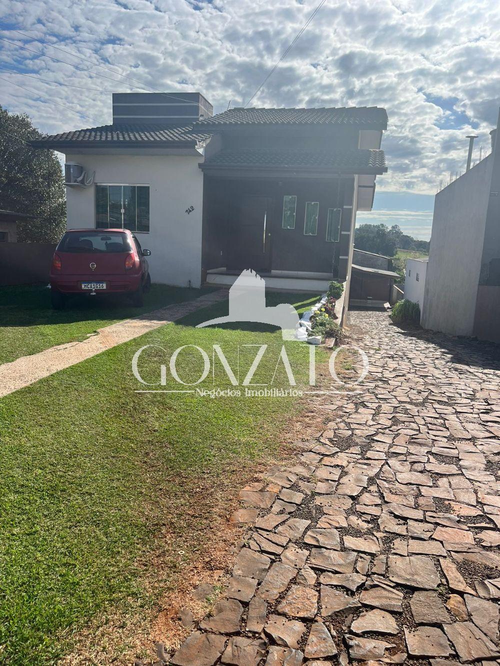 2 CASAS COM 2 KITNET
