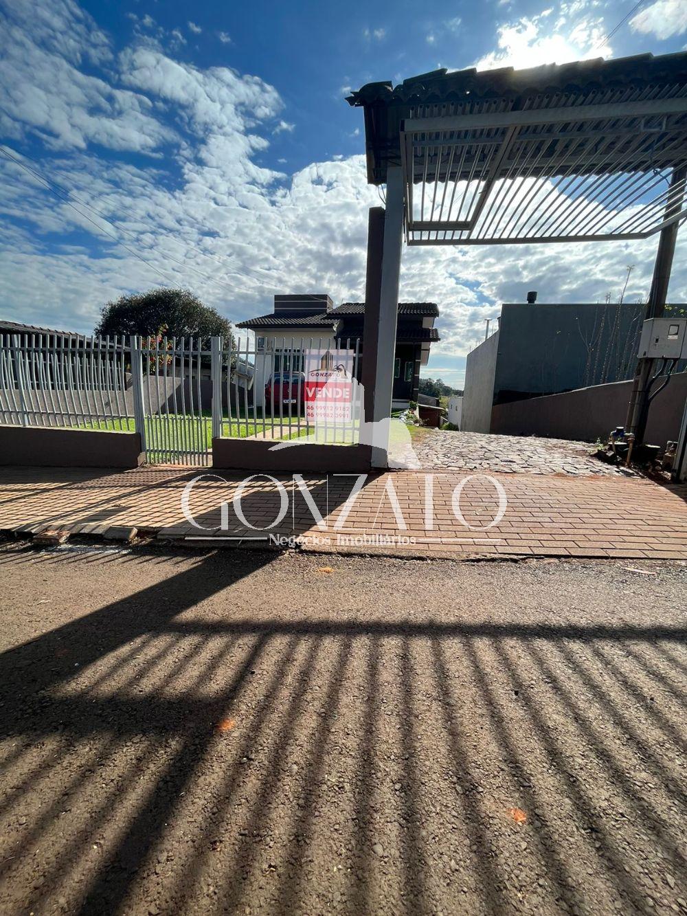 2 CASAS COM 2 KITNET