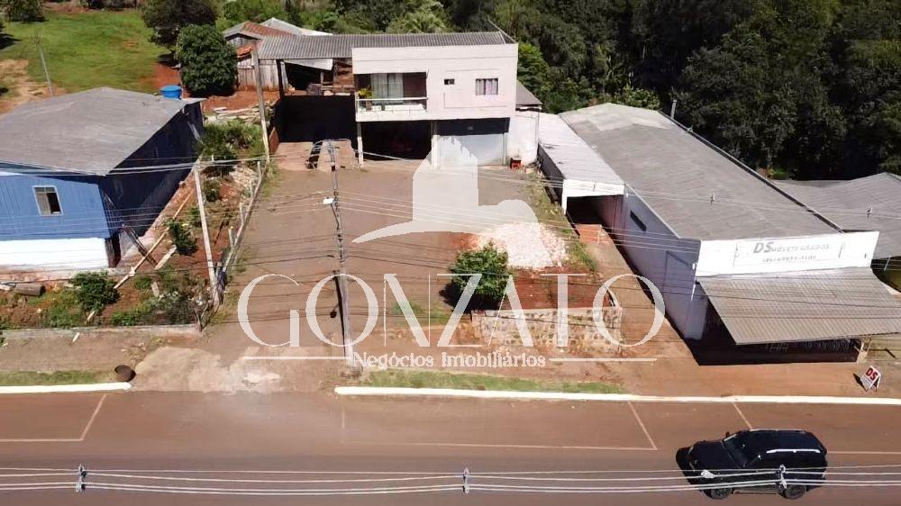 IMÓVEL RESIDENCIAL COM PONTO COMERCIAL