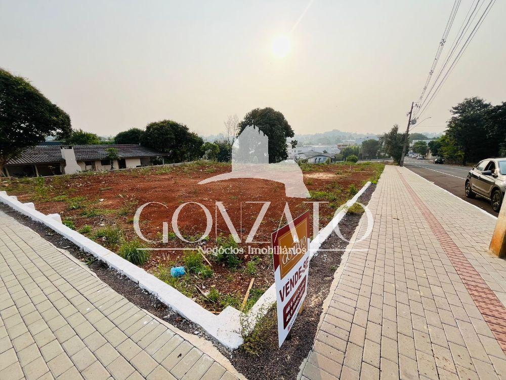 TERRENO DE ESQUINA COMERCIAL/RESIDENCIAL