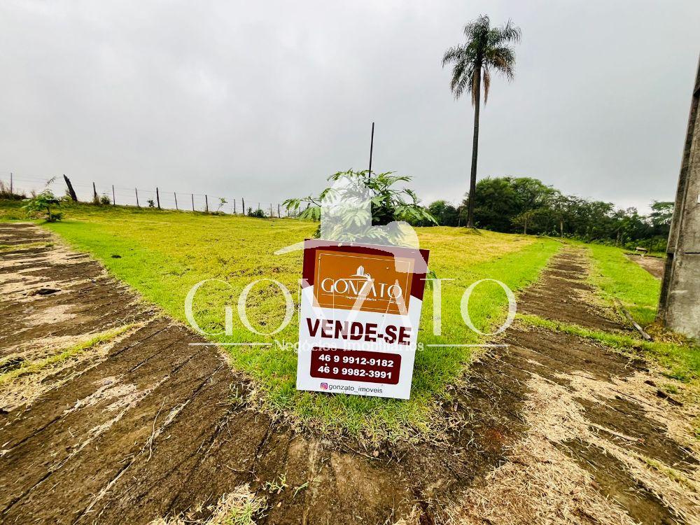 TERRENO DE ESQUINA RESIDENCIAL