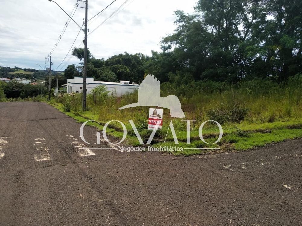 TERRENO DE ESQUINA RESIDENCIAL