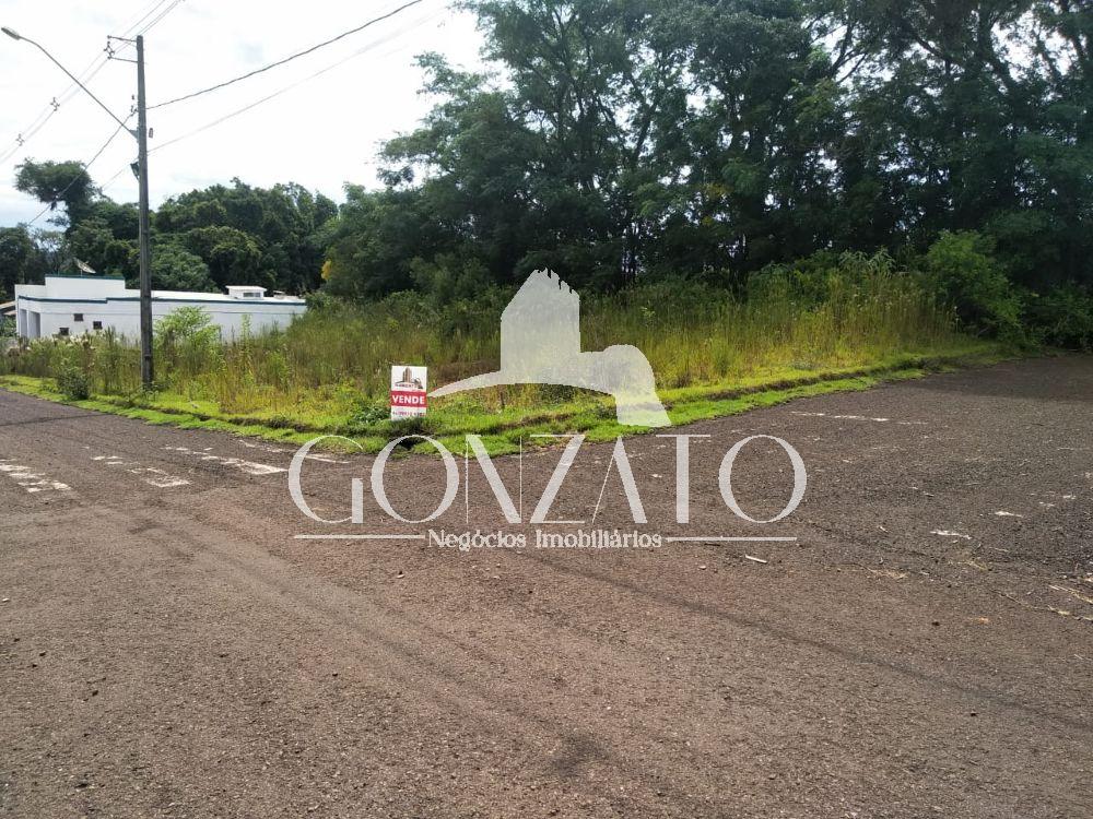 TERRENO DE ESQUINA RESIDENCIAL