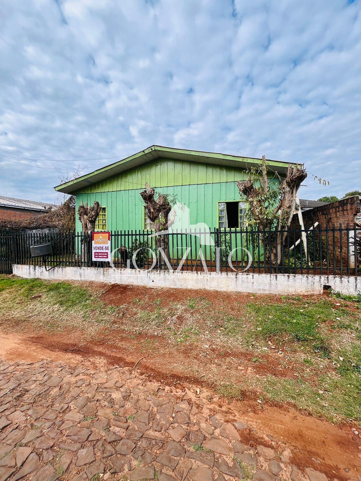 IMÓVEL DE MADEIRA COM TERRENO DE 360M²
