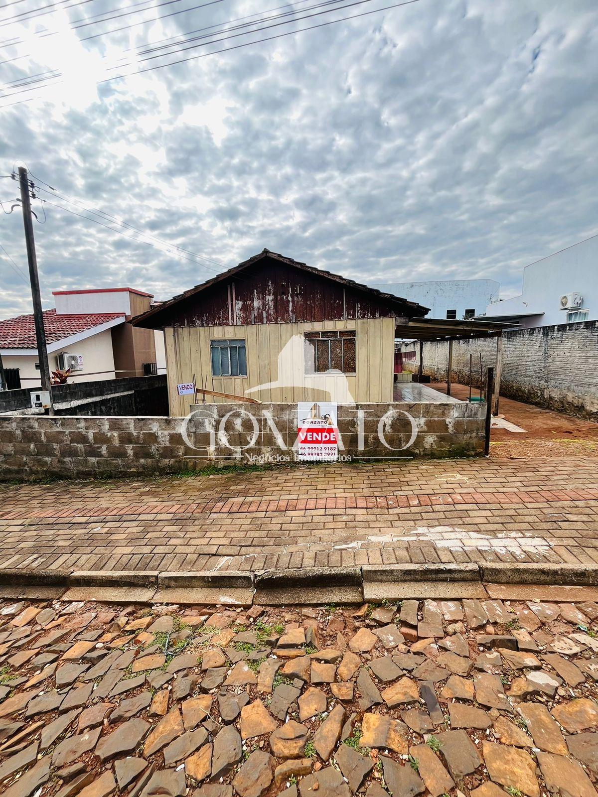 IMÓVEL DE MADEIRA, COM TRERRENO DE 360,00M