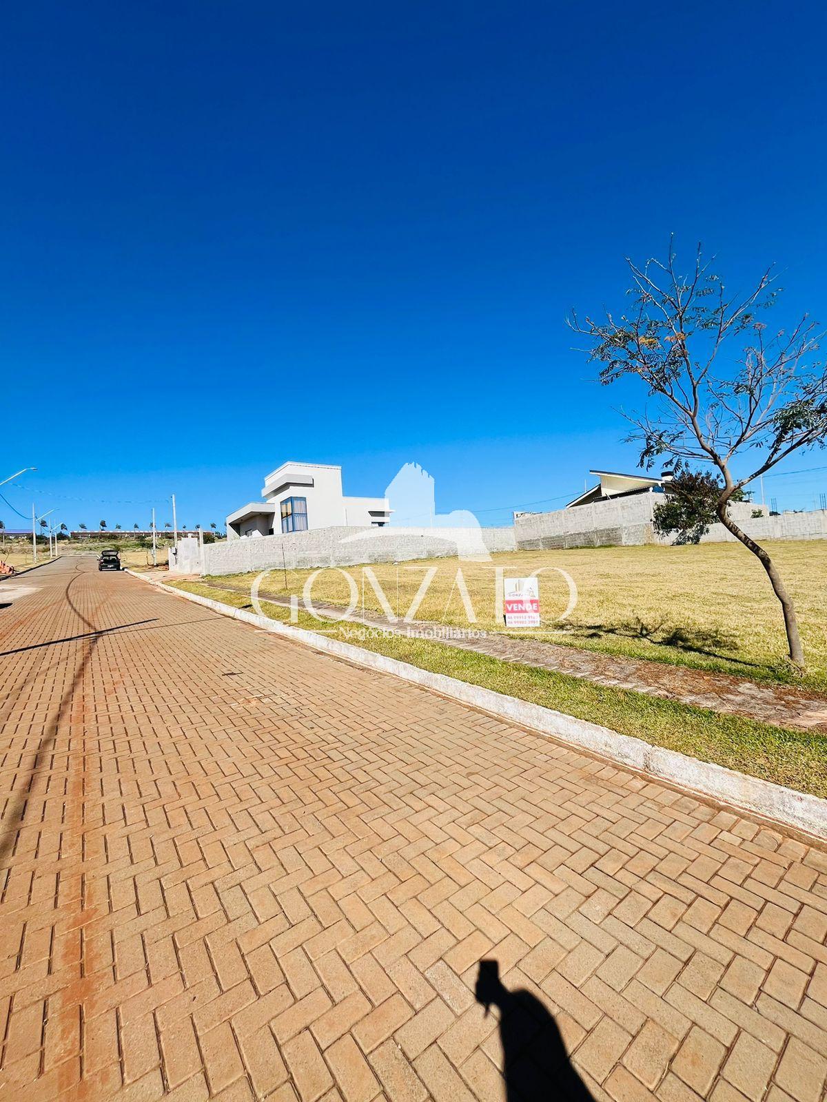 TERRENO RESIDENCIA DE FRENTE PARA O SOL DA MANHÃ