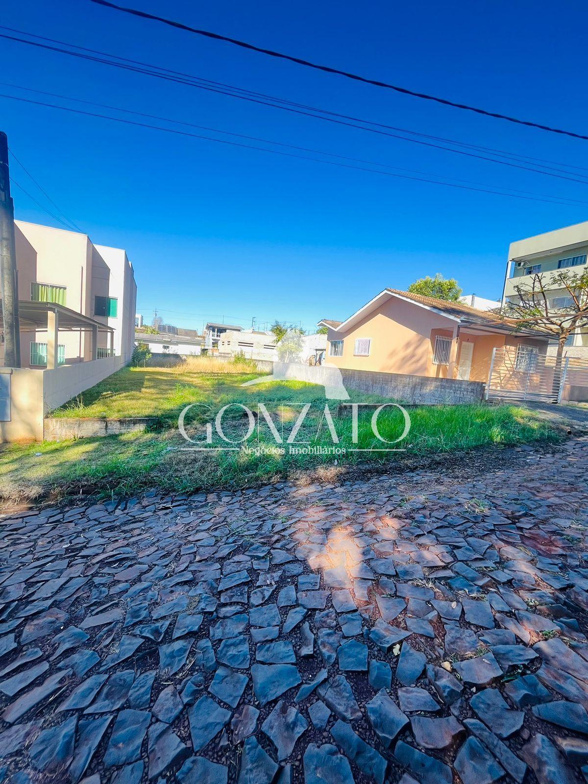 TERRENO SEMI MURADO