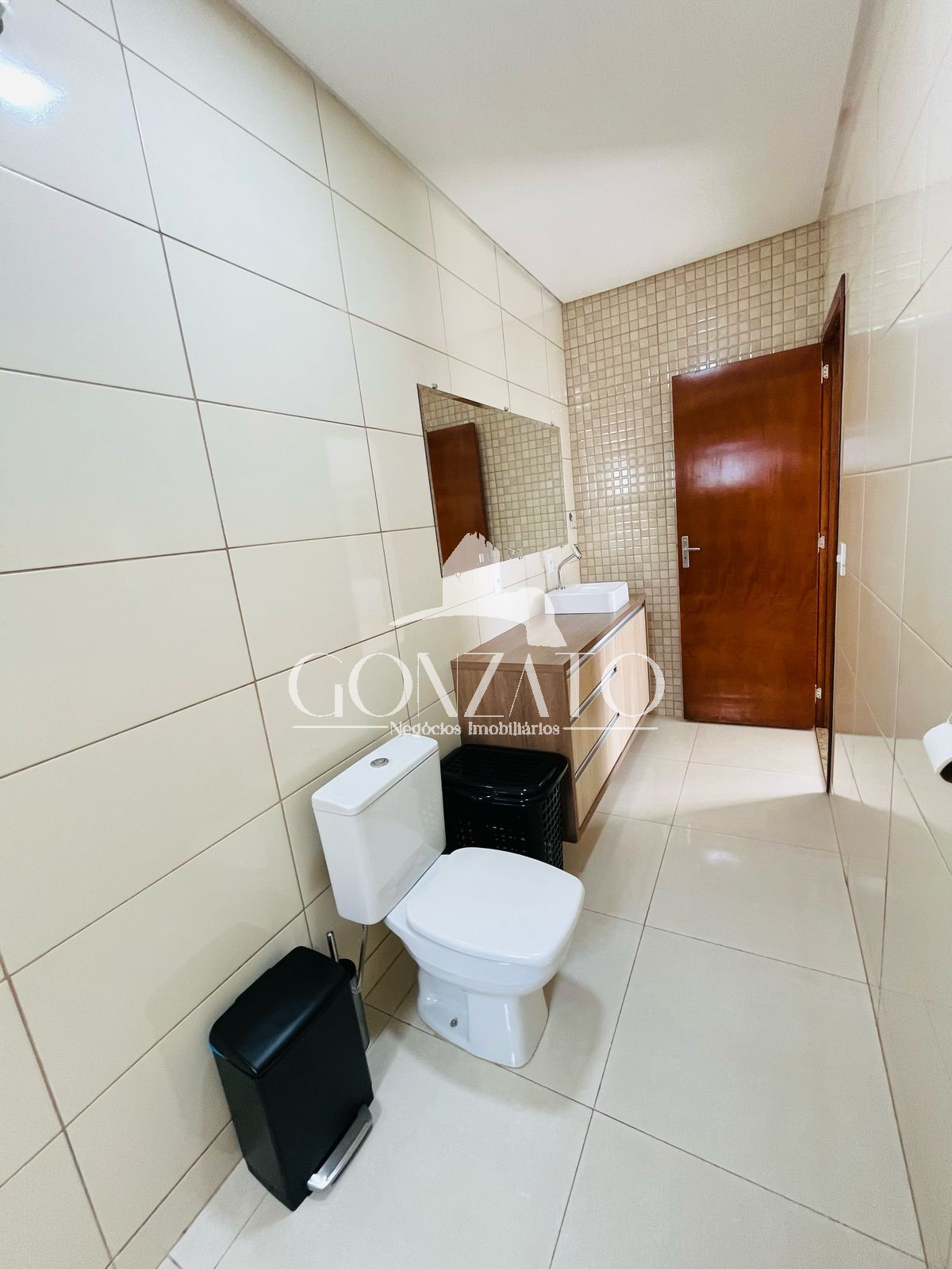 IMVEL DE DOIS PAVIMENTOS