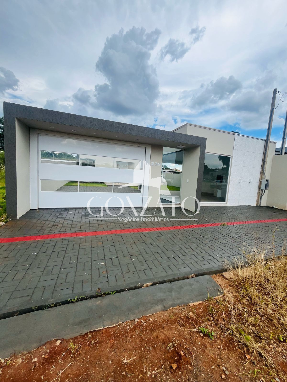 IMÓVEL DE ALVENARIA