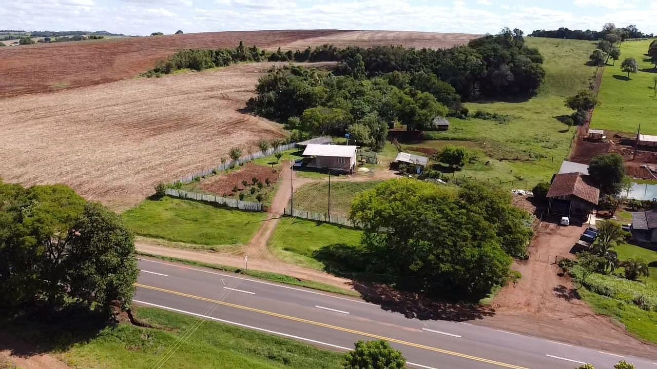 CHÁCARA DE FRENTE PARA BR