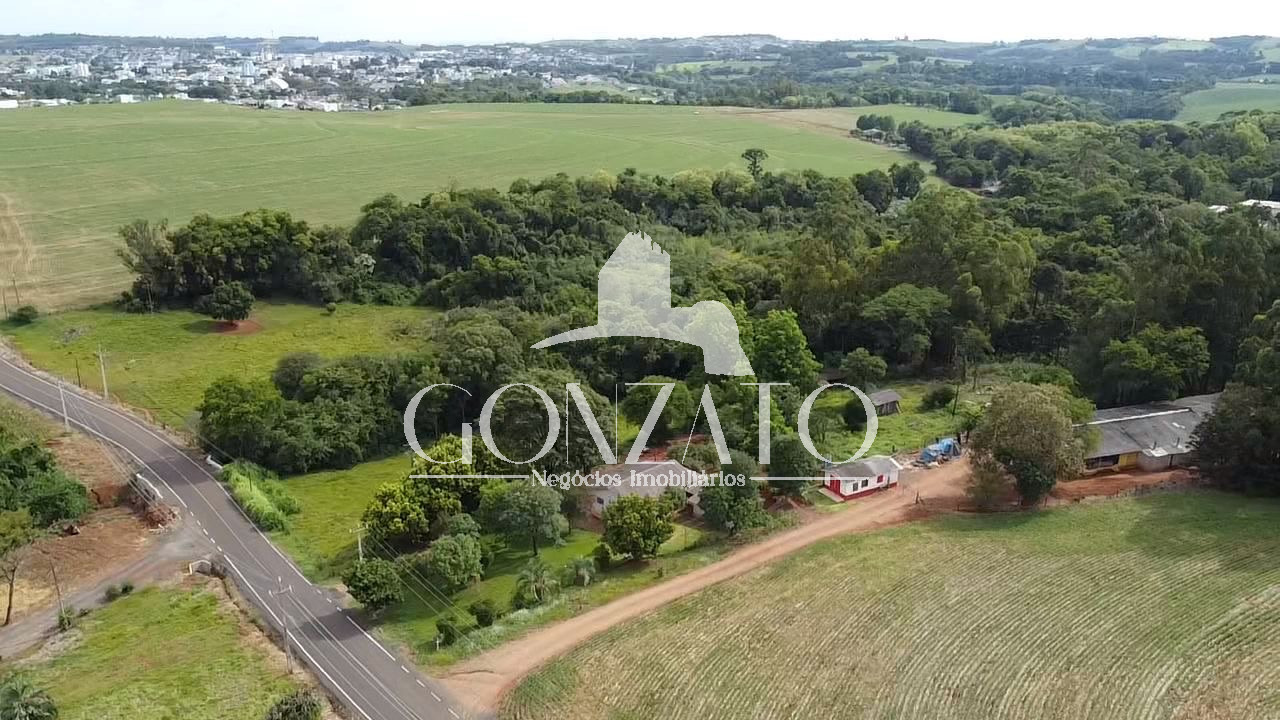 SÍTIO COM AVIÁRIO - 700 METROS DA CIDADE