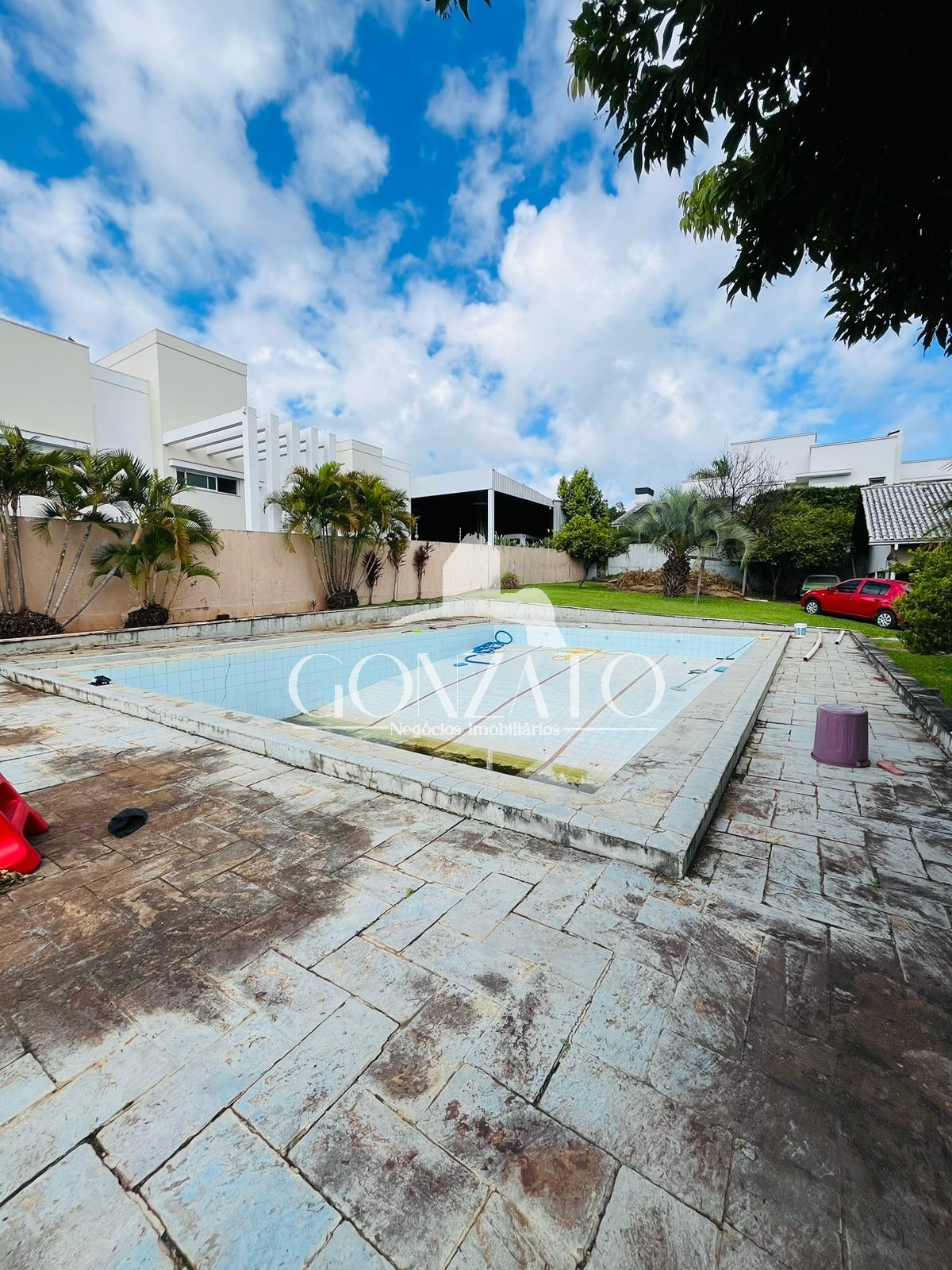 IMÓVEL COMERCIAL E RESIDENCIAL 