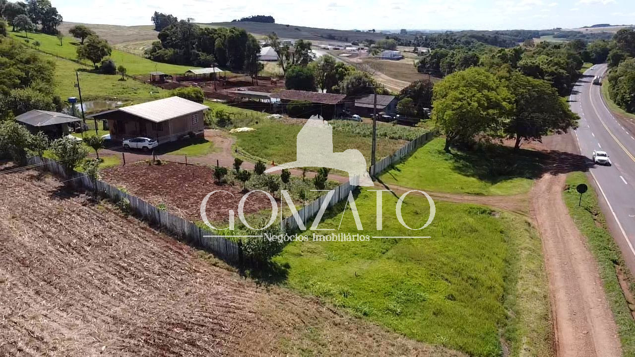 SÍTIO DE FRENTE PARA PR 182