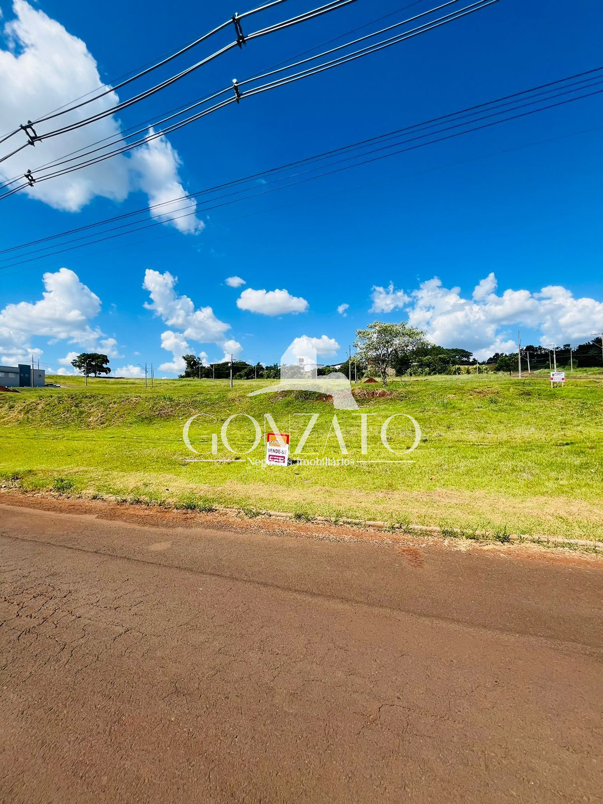 TERRENO RESIDENCIAL E COMERCIAL