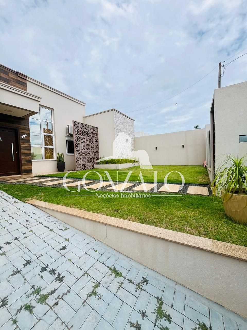 IMVEL RESIDENCIAL SEMI-MOBILIADO