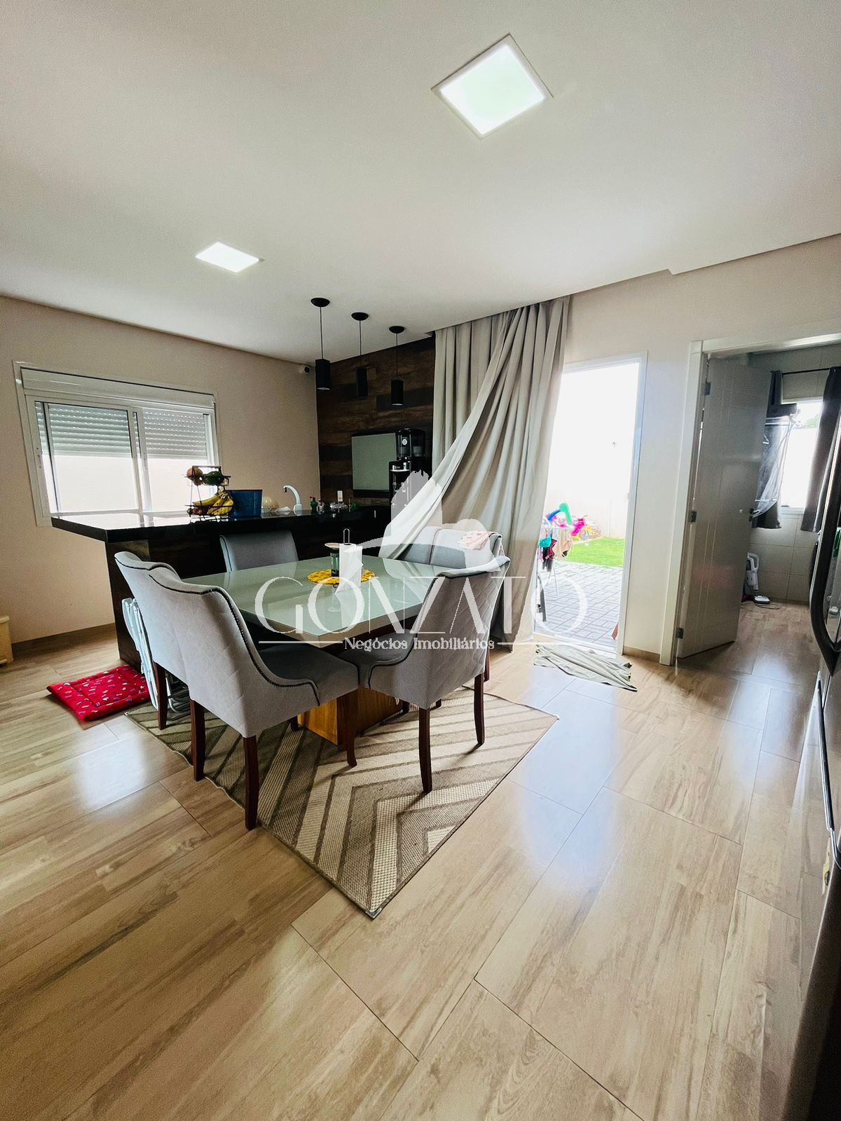 IMVEL RESIDENCIAL SEMI-MOBILIADO