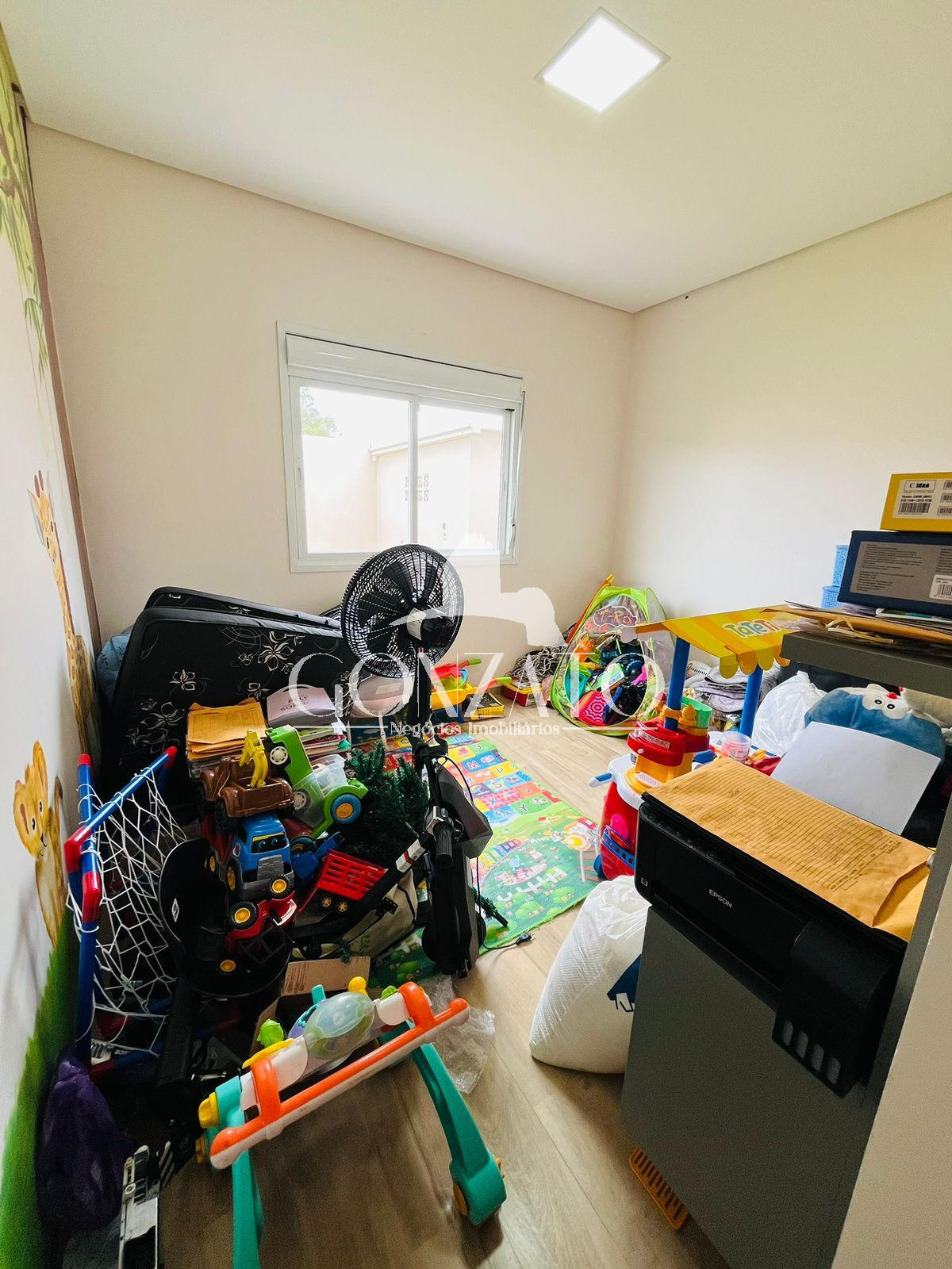 IMVEL RESIDENCIAL SEMI-MOBILIADO