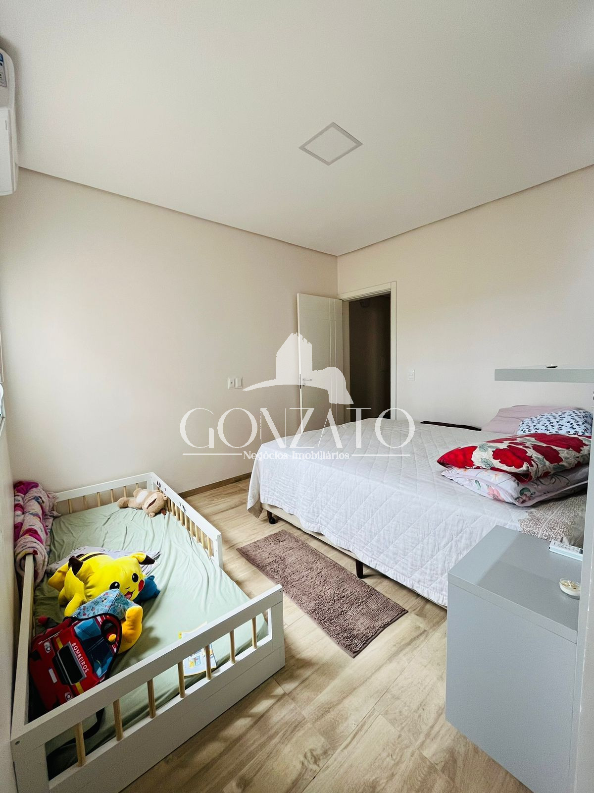 IMVEL RESIDENCIAL SEMI-MOBILIADO