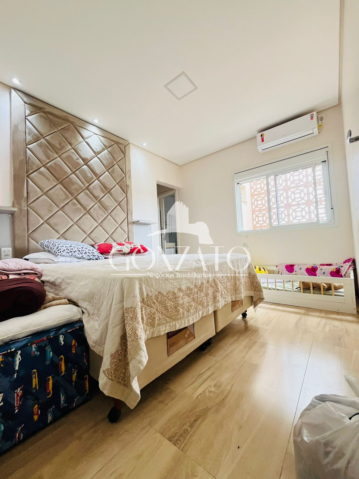 IMVEL RESIDENCIAL SEMI-MOBILIADO