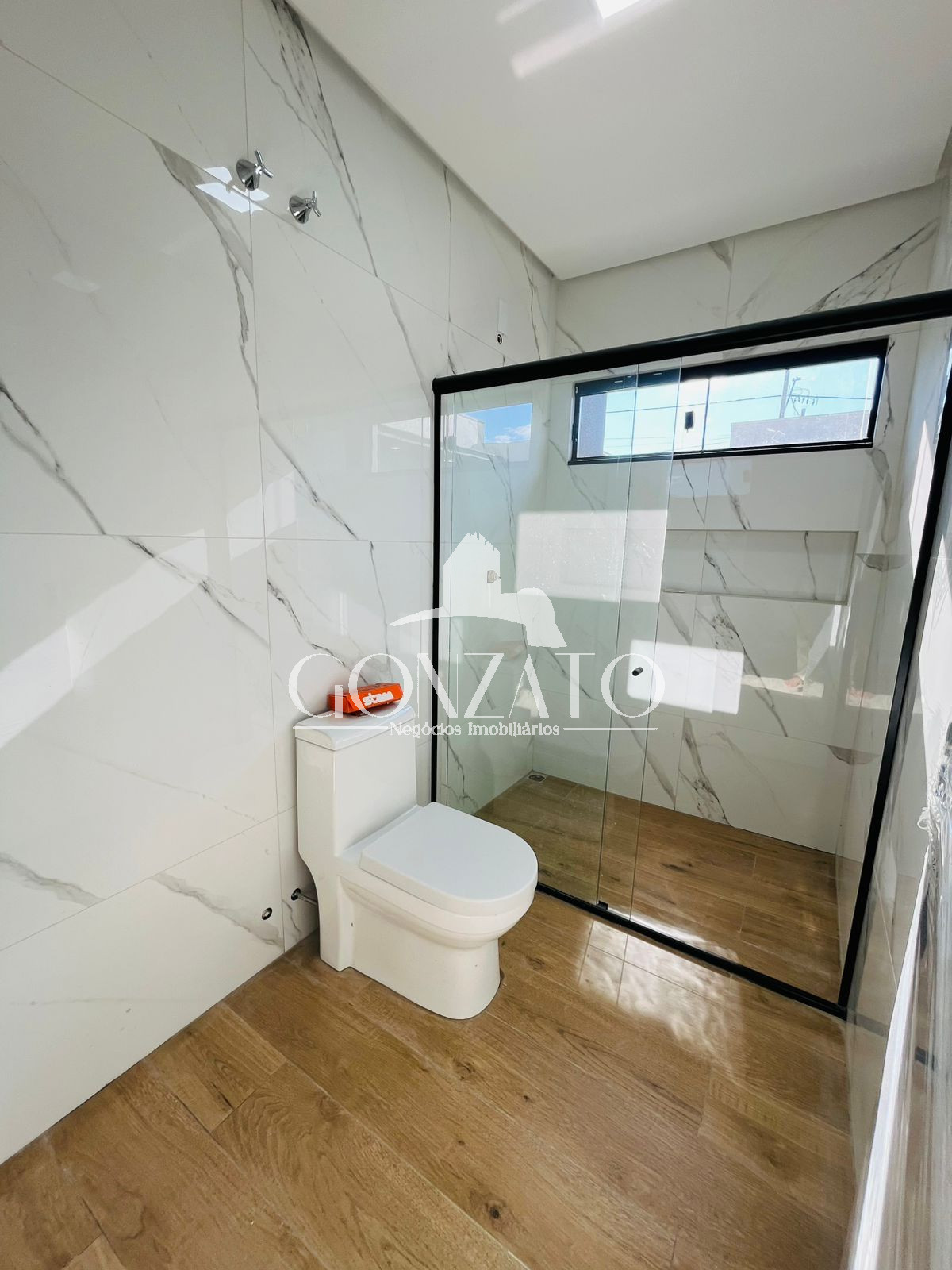 IMÓVEL NOVO DE ALTO PADRÃO