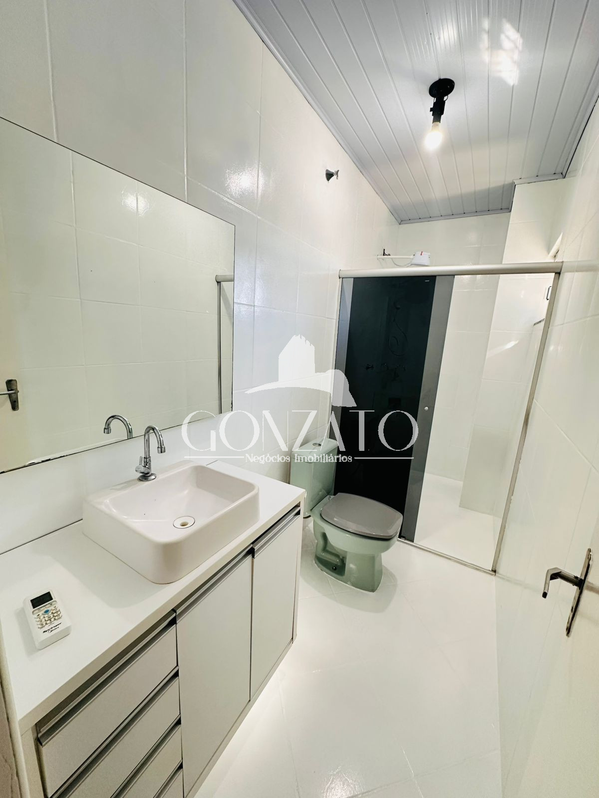 APARTAMENTO SUPERIOR, NO CENTRO