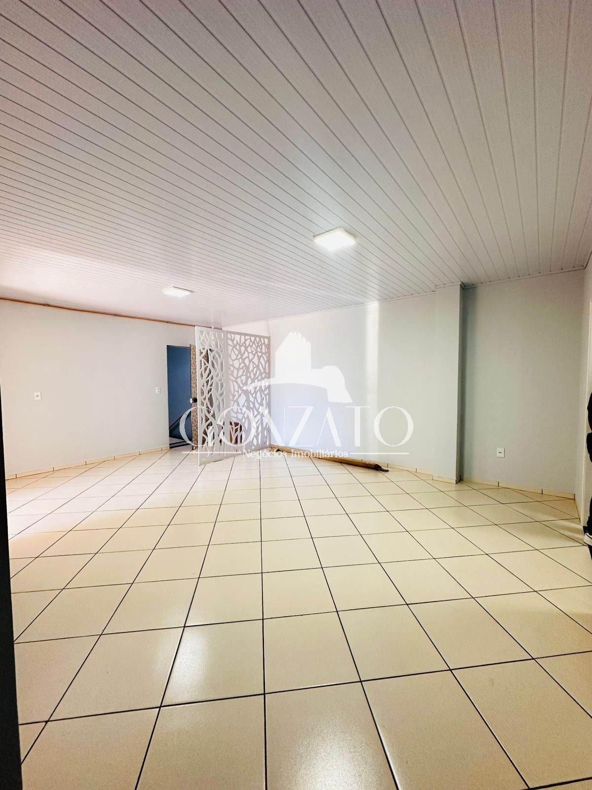 APARTAMENTO SUPERIOR, NO CENTRO