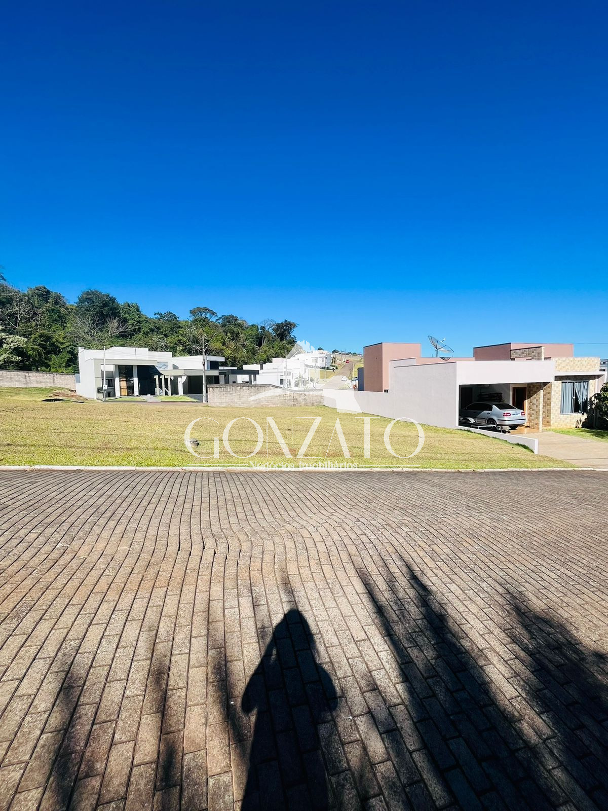 TERRENO RESIDENCIAL