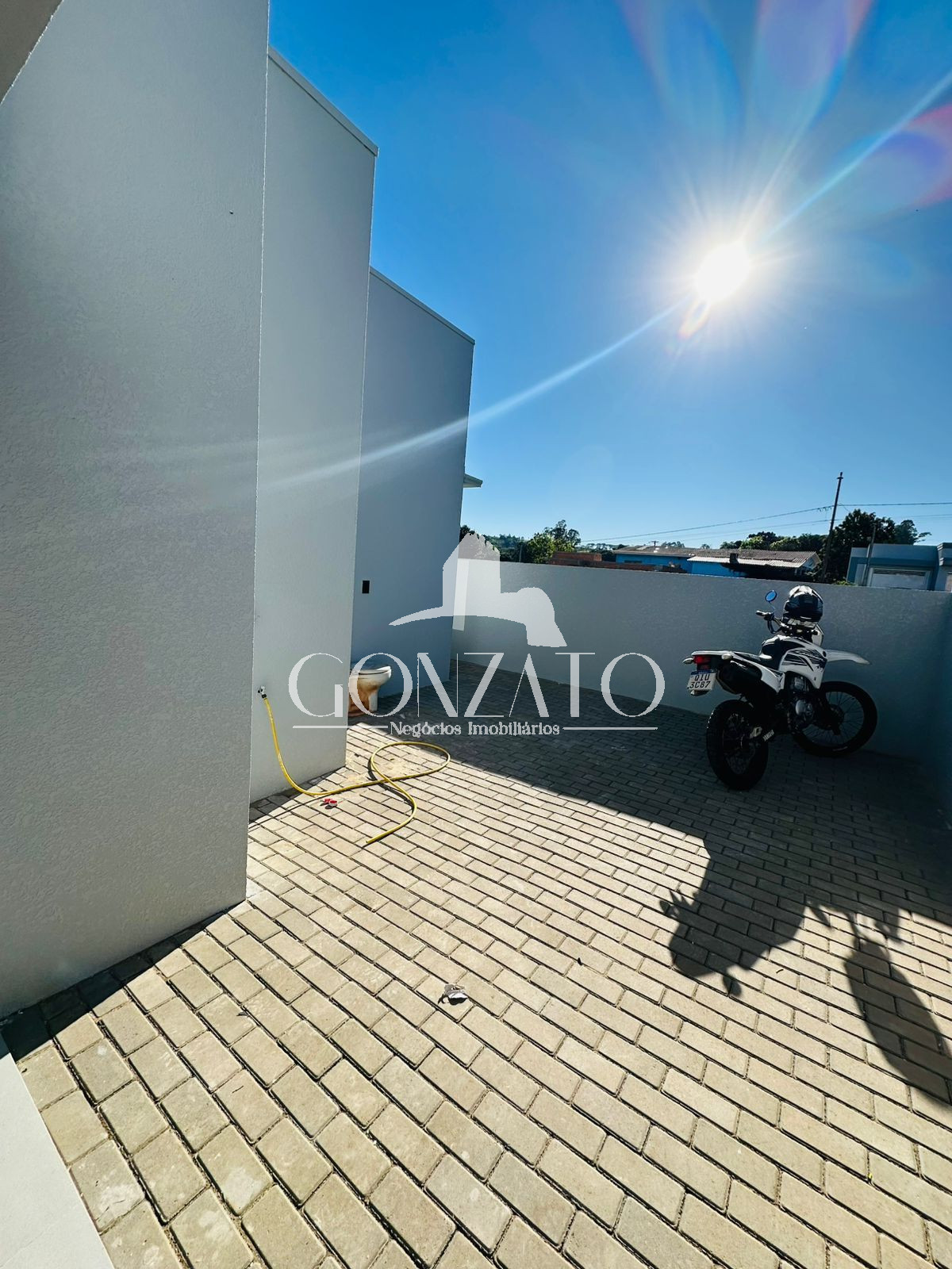 IMÓVEL NOVO DE ALVENARIA 