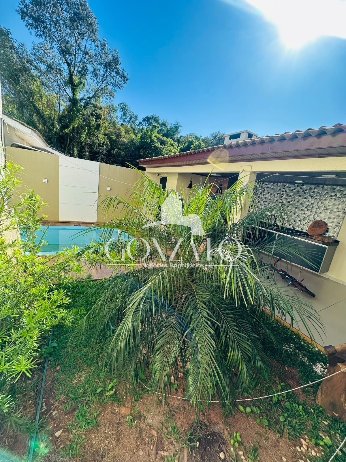 IMÓVEL RESIDENCIAL
