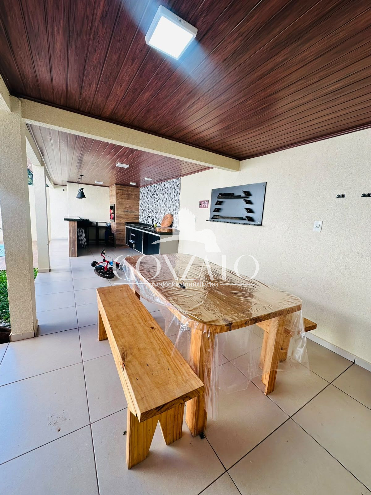 IMÓVEL RESIDENCIAL
