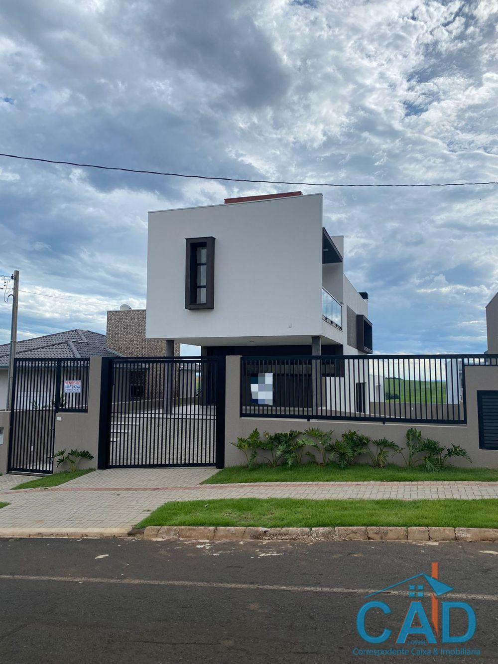 🏡✨ Lindo Sobrado em Alvenaria em Ótima Localização! ✨