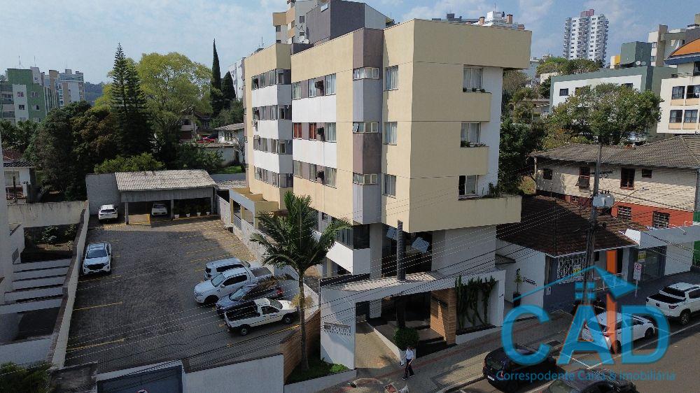 Apartamento à Venda no Centro de Pato Branco