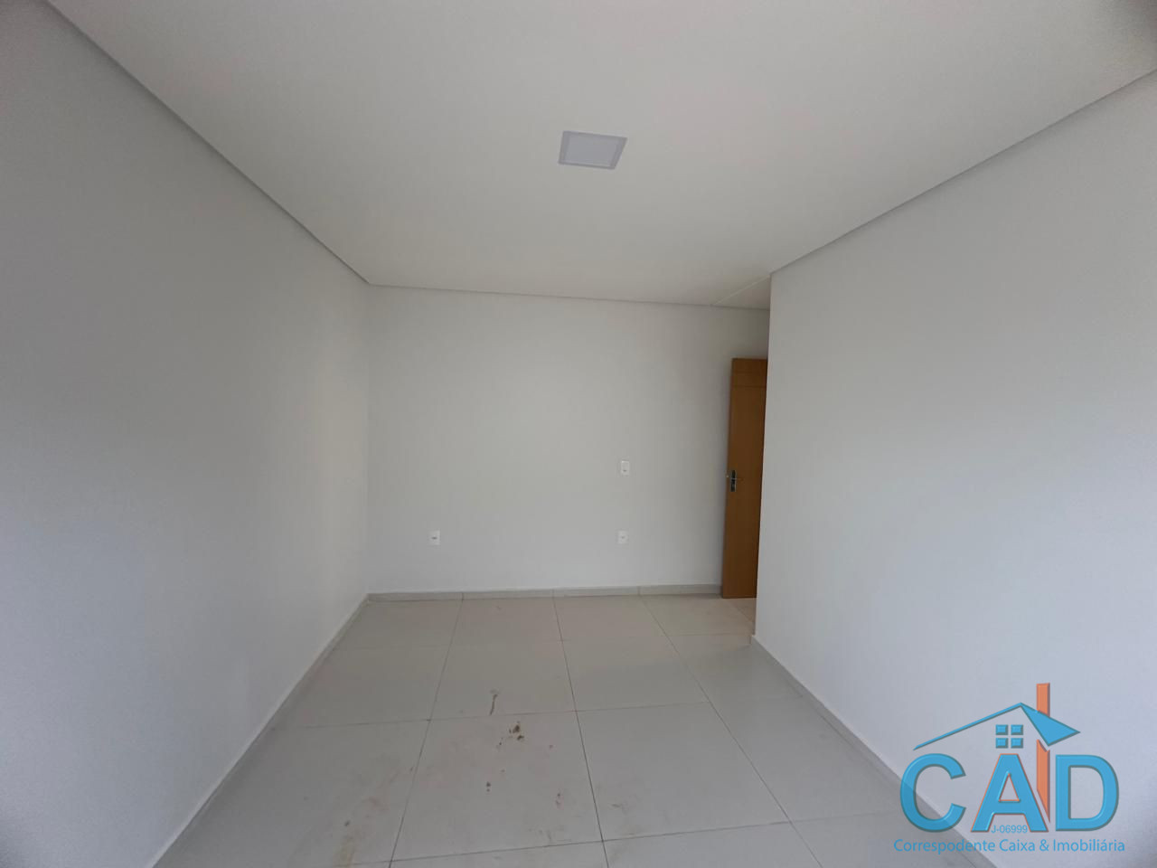 CAD correspondente caixa e Imobili�ria