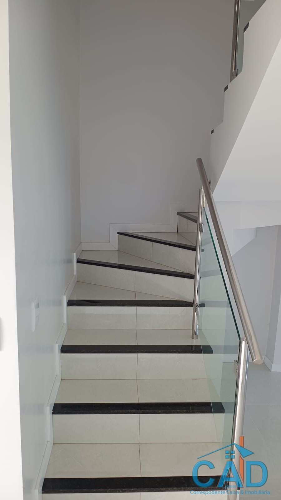 CAD correspondente caixa e Imobili�ria