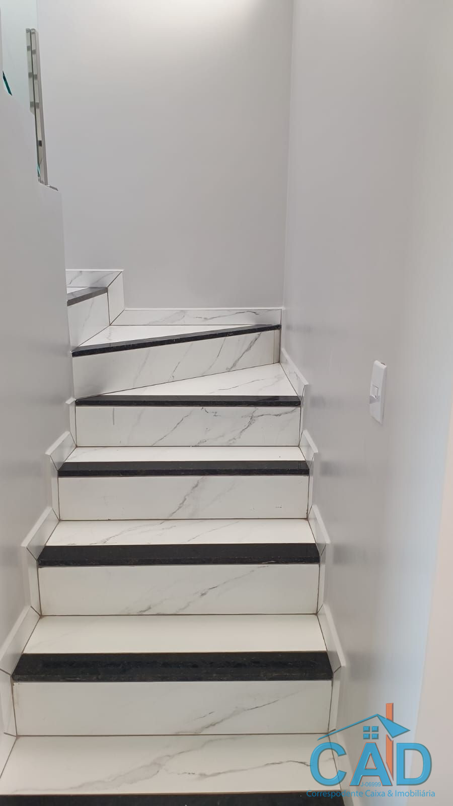 CAD correspondente caixa e Imobili�ria