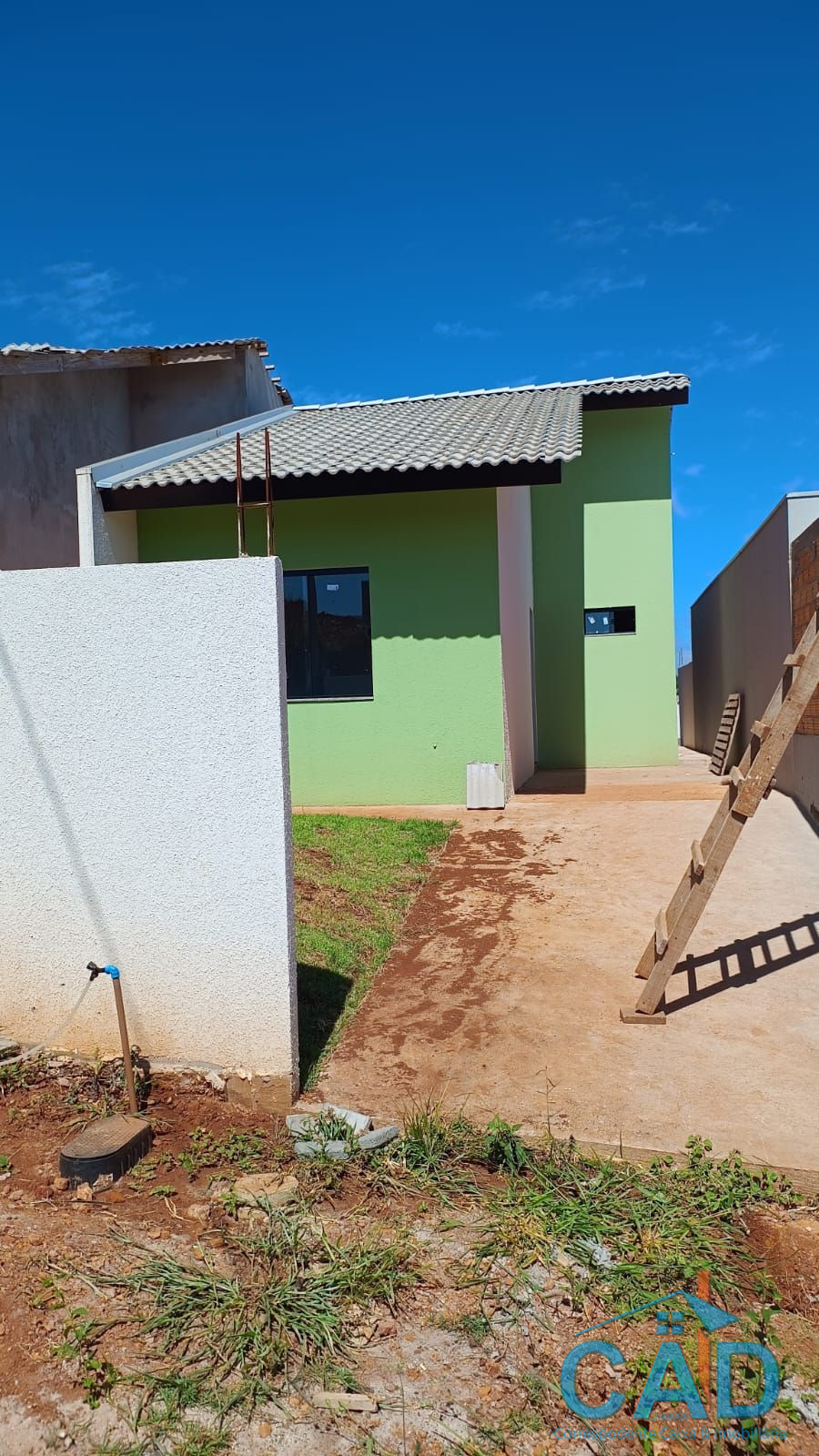 CASA � VENDA NO BAIRRO ALVORADA