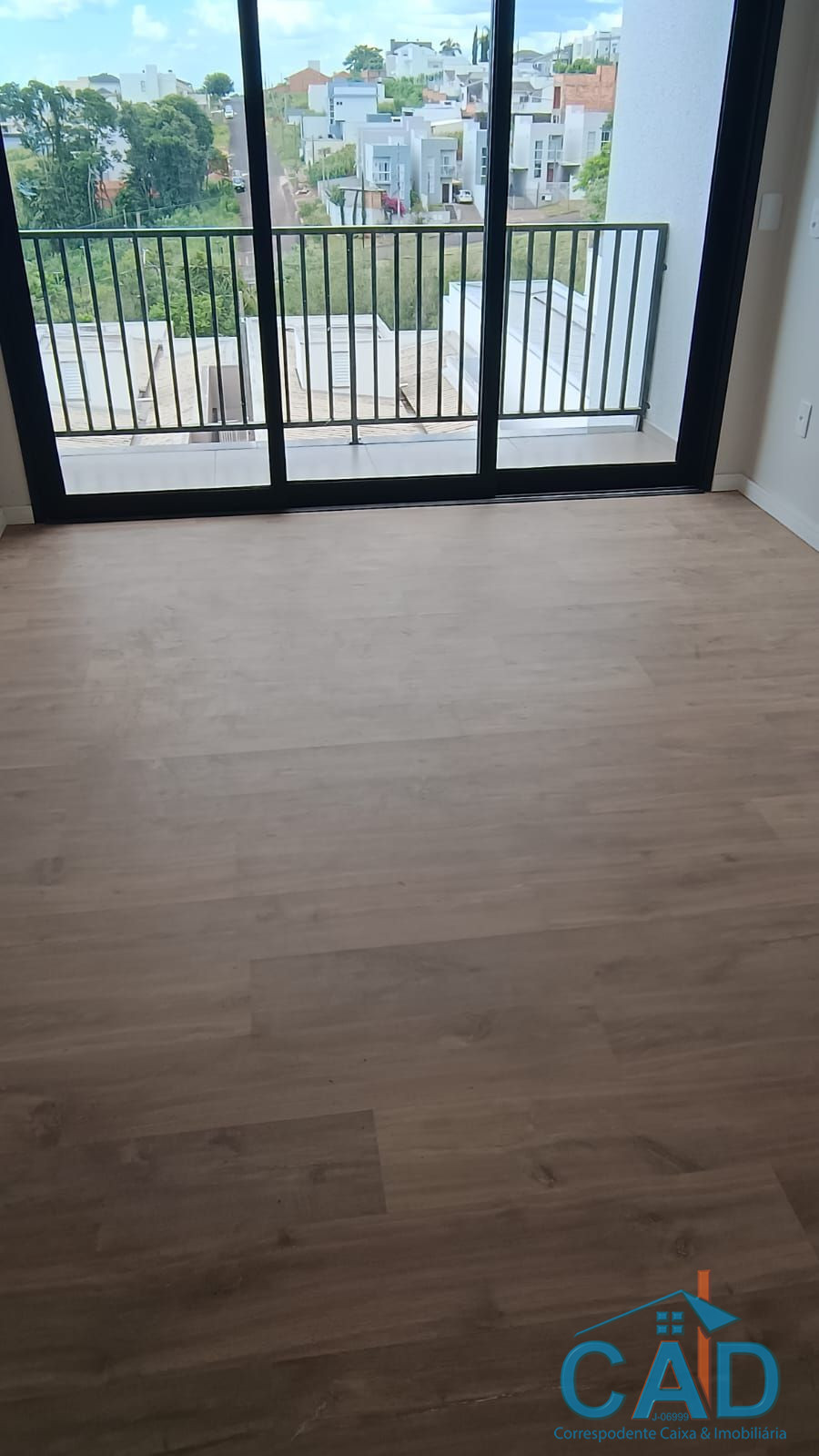 CAD correspondente caixa e Imobili�ria