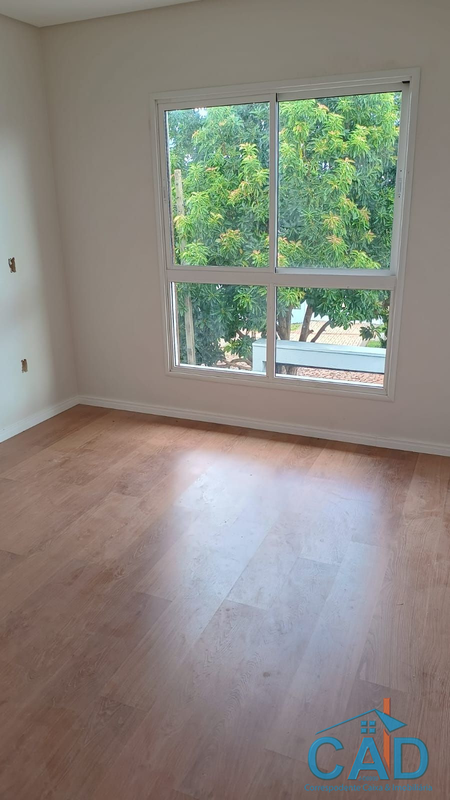 CAD correspondente caixa e Imobili�ria