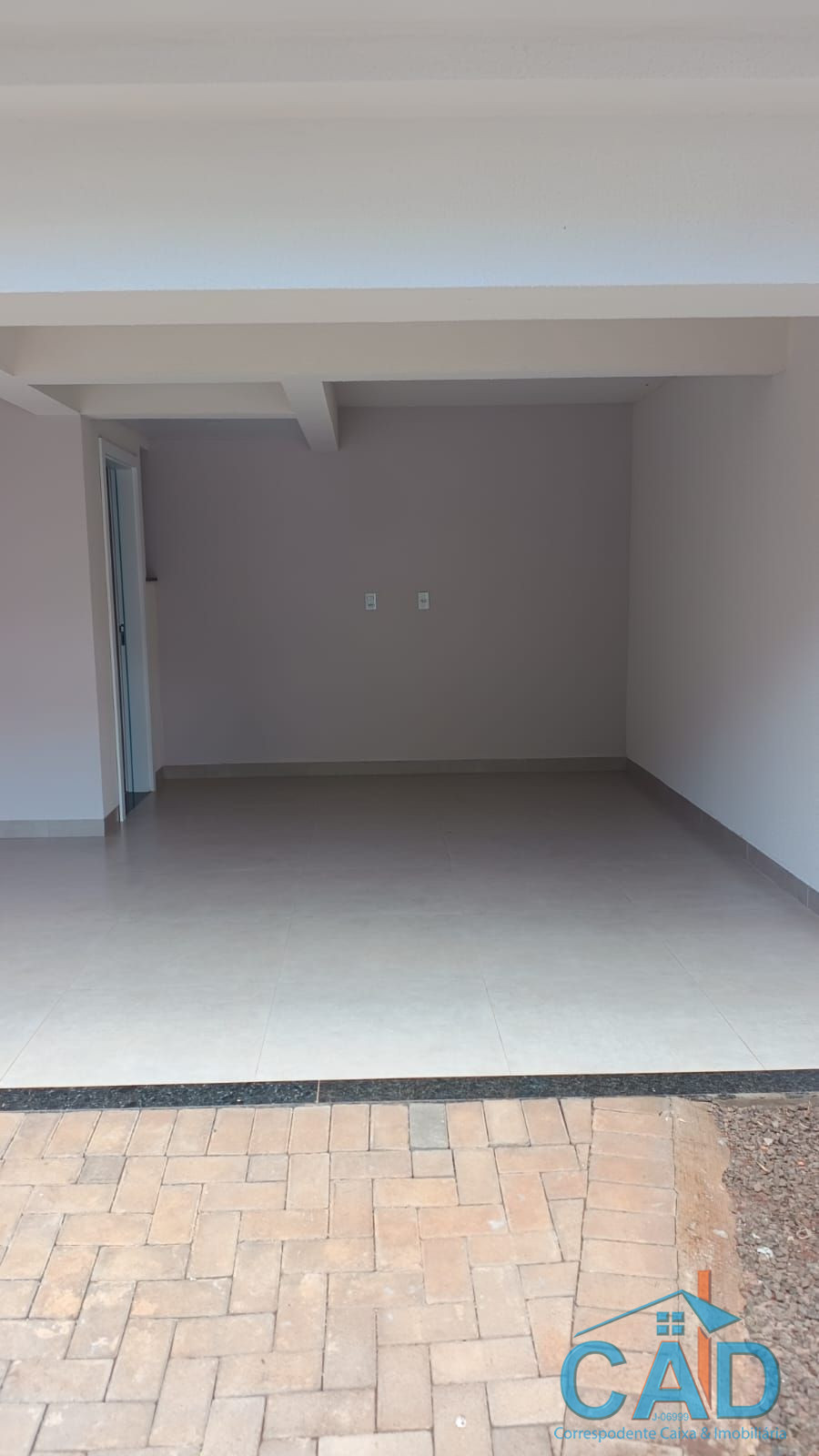 CAD correspondente caixa e Imobili�ria