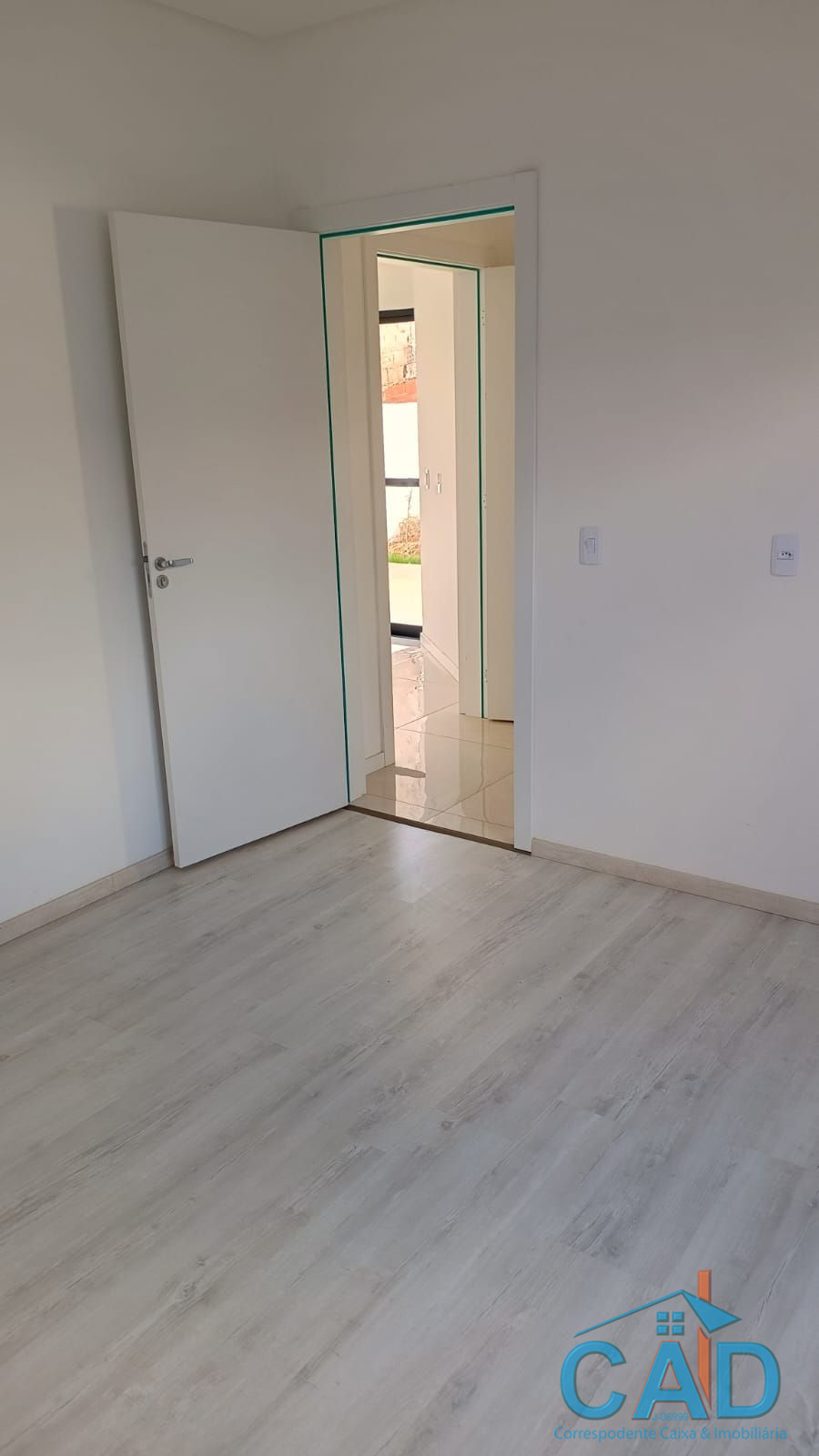 CAD correspondente caixa e Imobili�ria