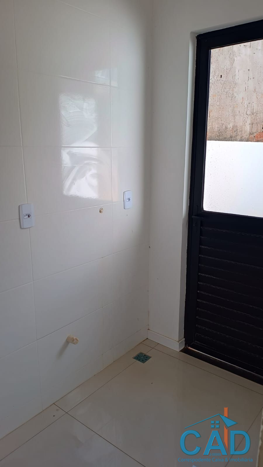 CAD correspondente caixa e Imobili�ria