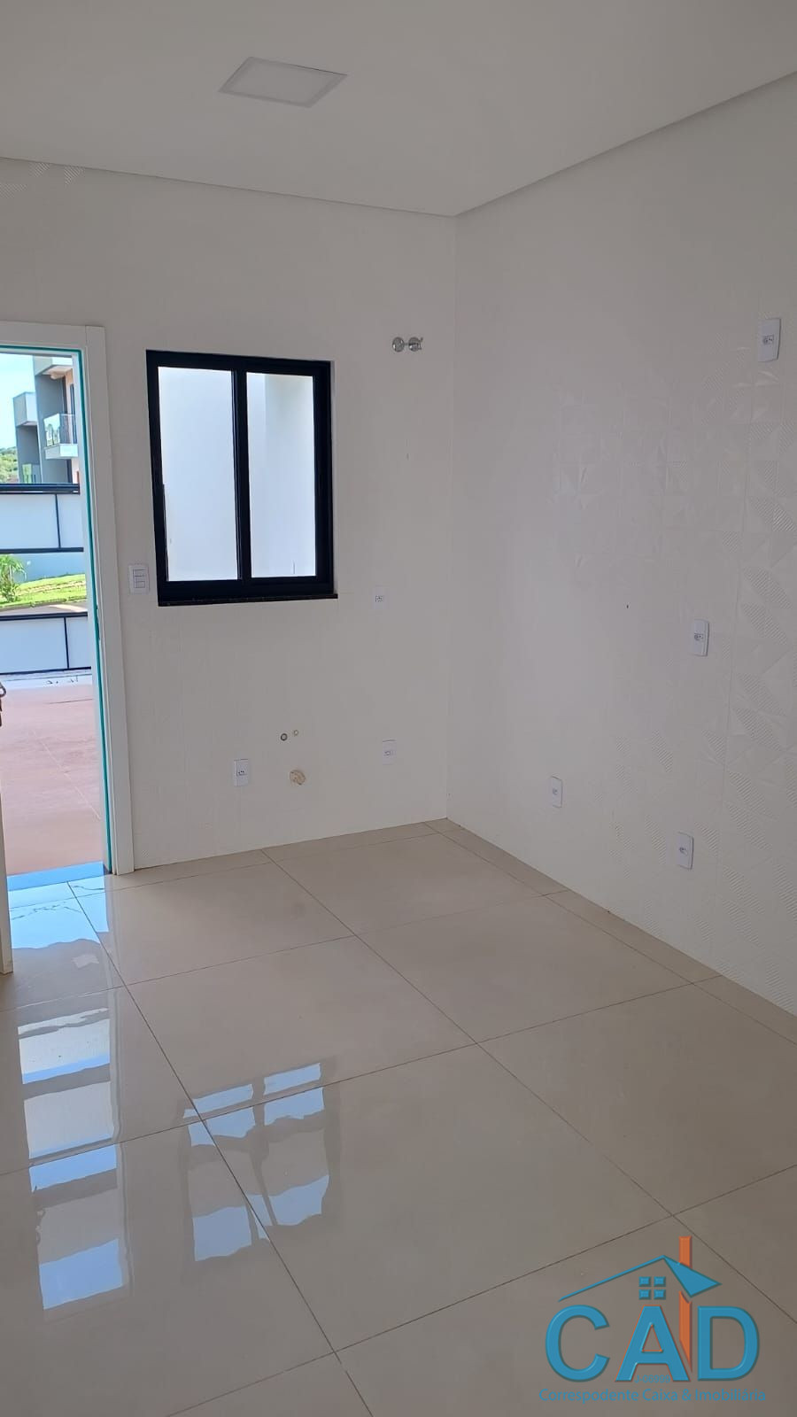 CAD correspondente caixa e Imobili�ria