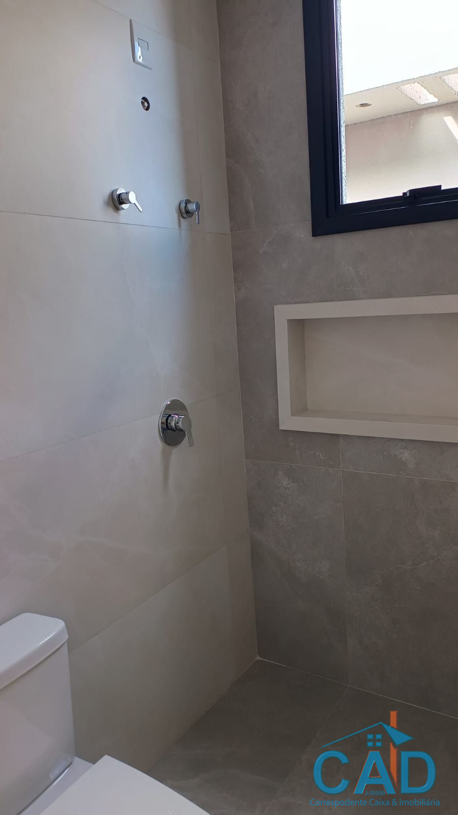 CAD correspondente caixa e Imobili�ria