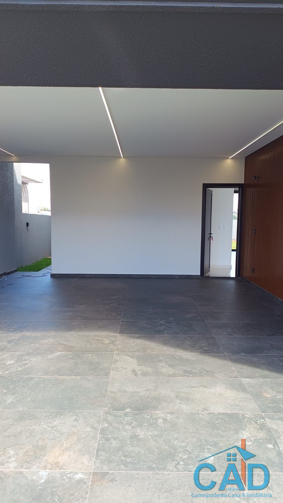 CAD correspondente caixa e Imobili�ria