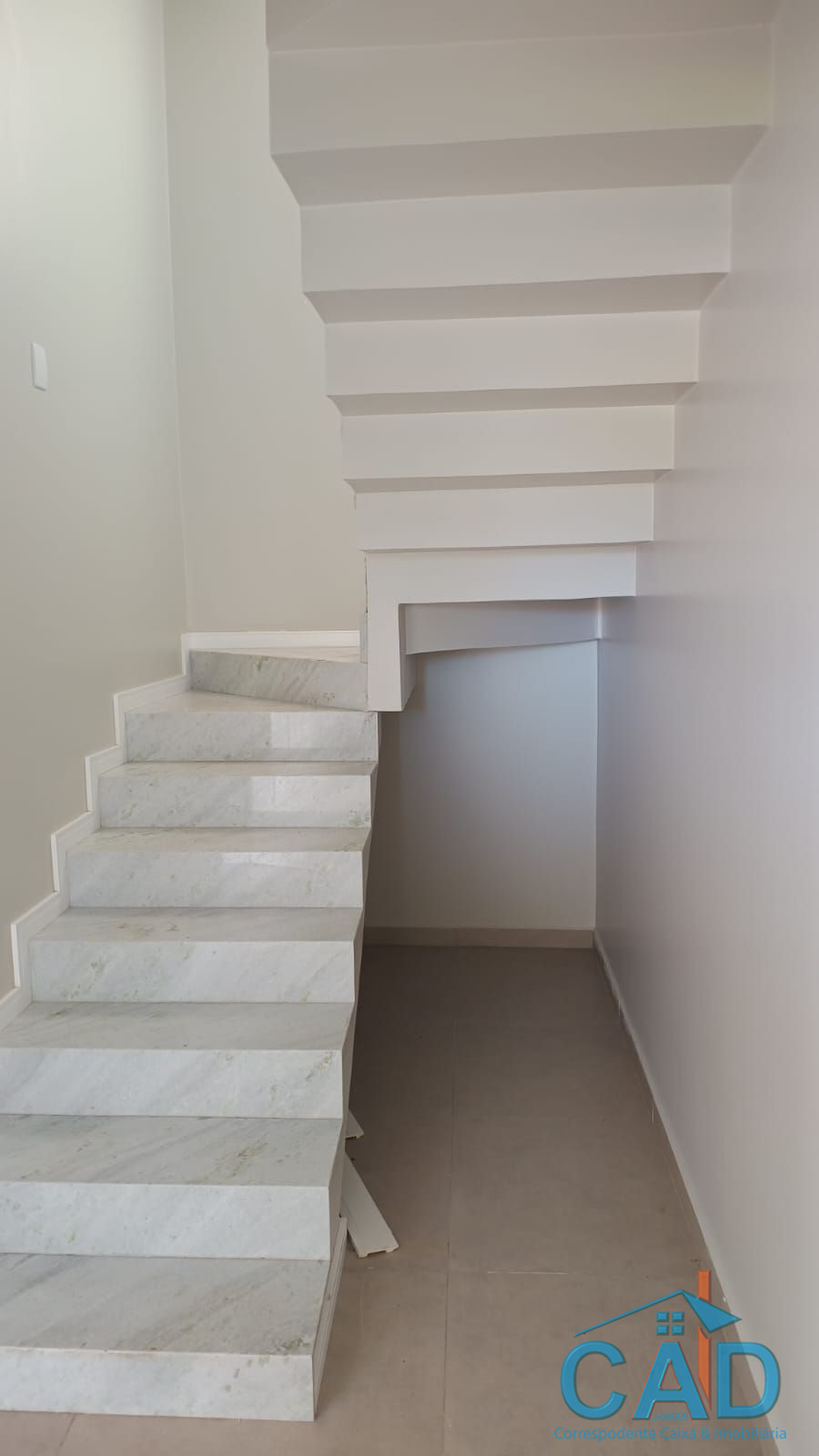 CAD correspondente caixa e Imobili�ria