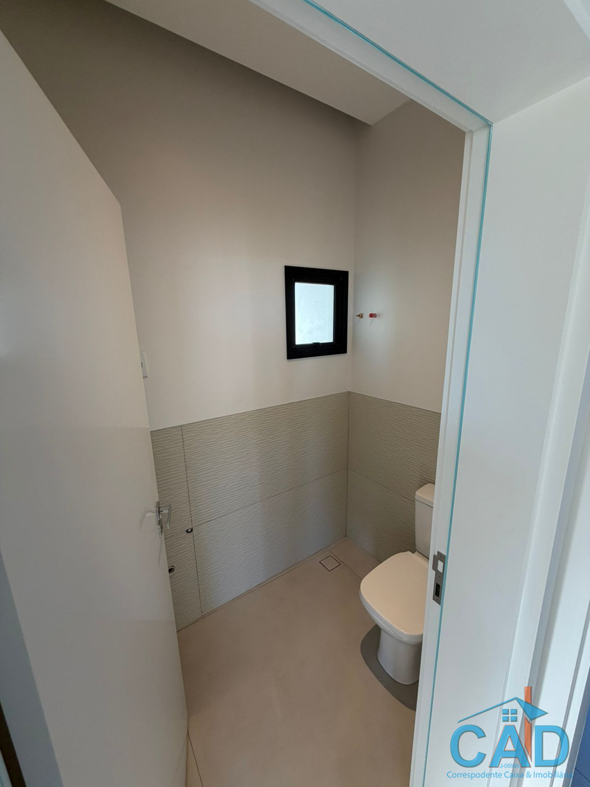 CAD correspondente caixa e Imobili�ria