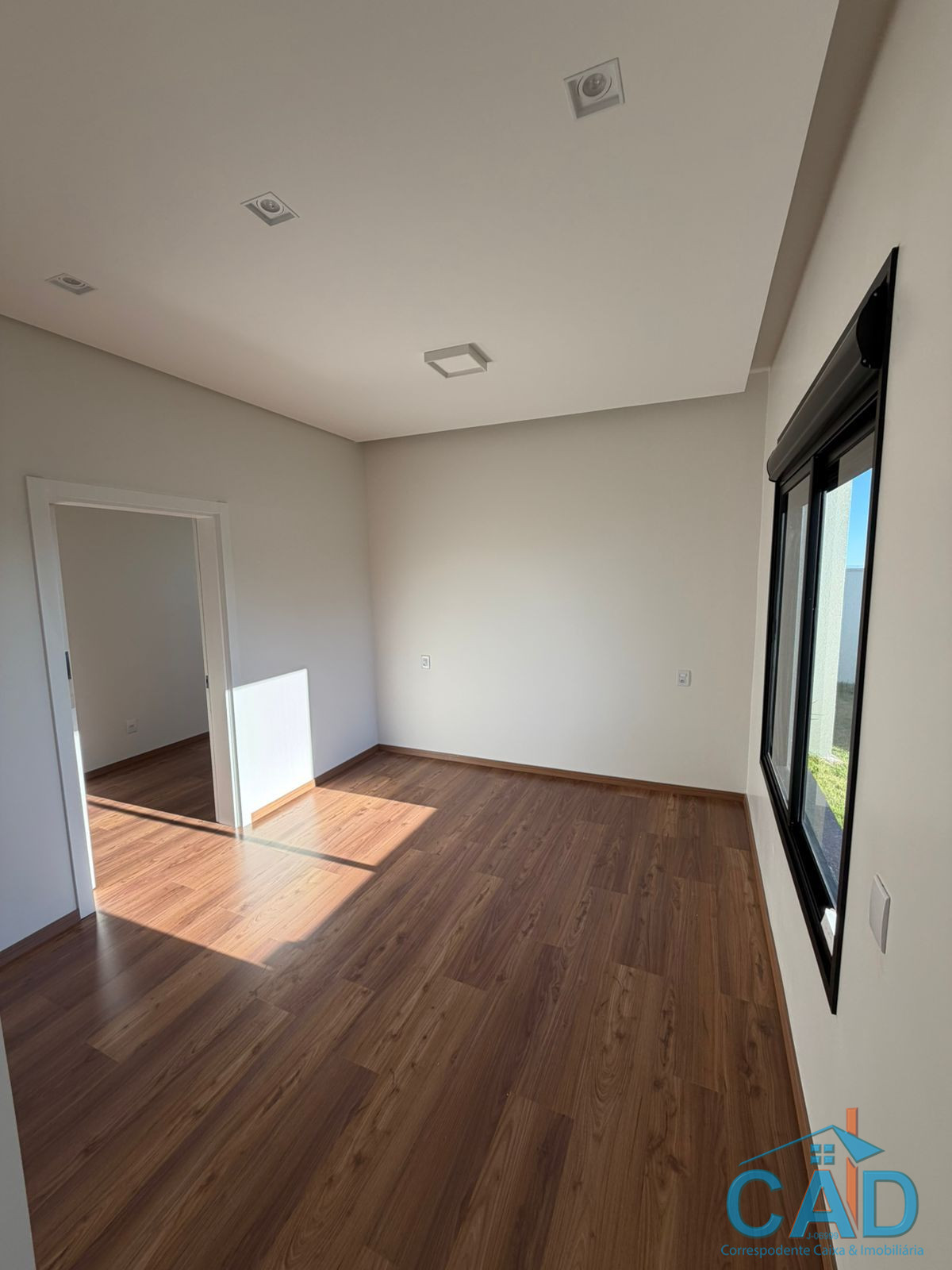 CAD correspondente caixa e Imobili�ria