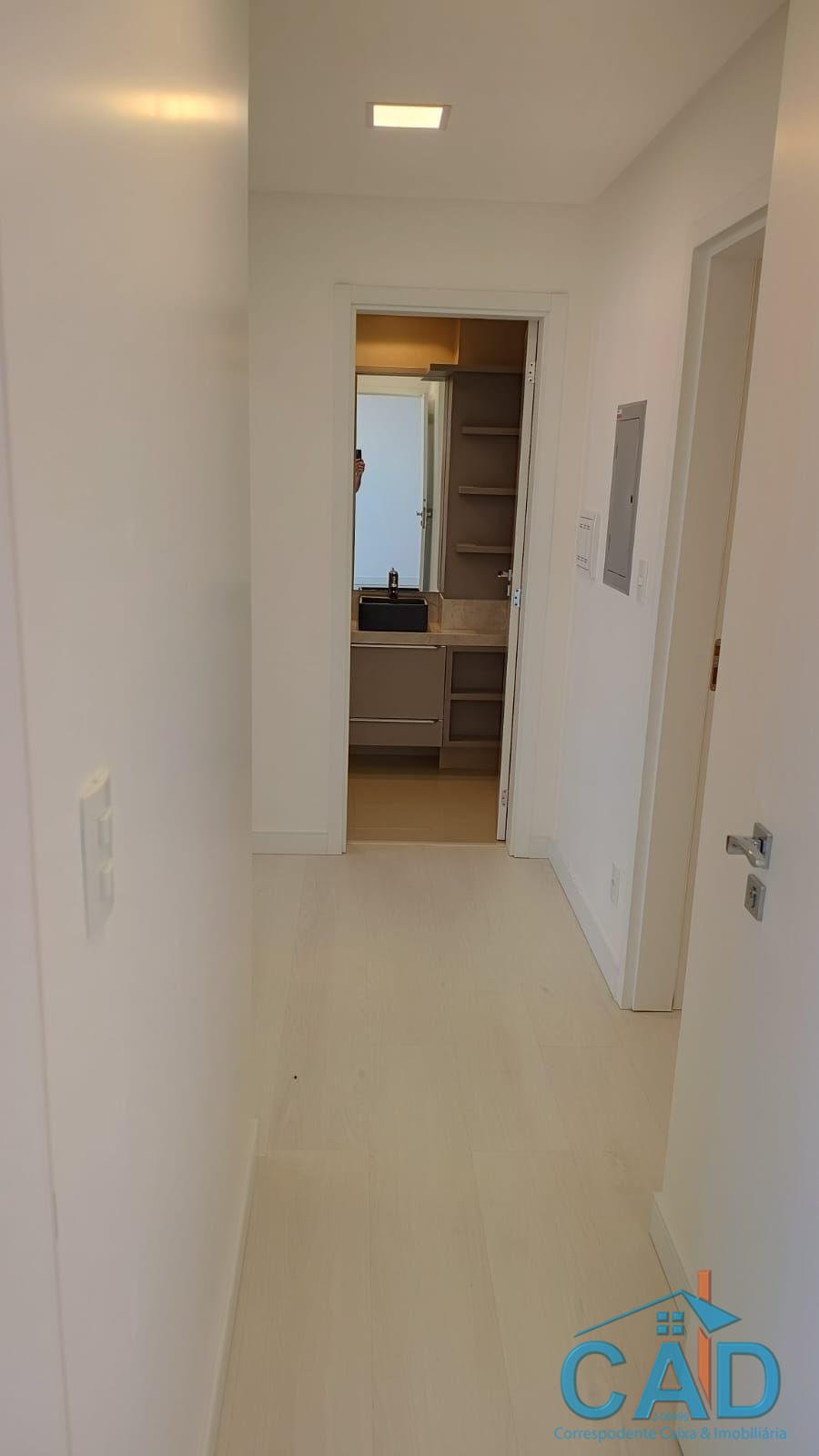 CAD correspondente caixa e Imobili�ria